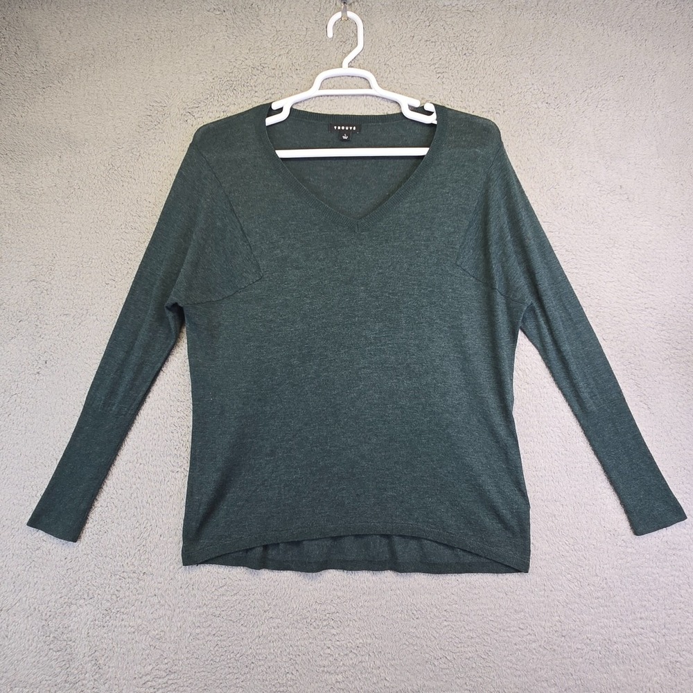 Trove Sweater Women's L Green Angora Super Soft V-Neck Pullover Cozy Minimalist
